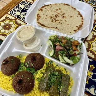 Vegan Platter 3pc falafel &amp; 3pc grape leaves - So good and filling