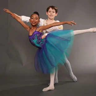 Mini Dancers, age 8 &amp; 9
