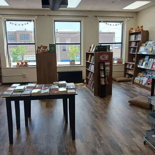 More books, with windows overlooking Main St.