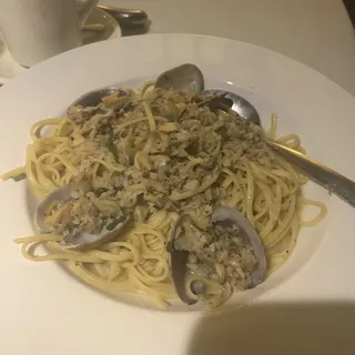 Linguine With Clam Sauce