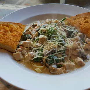 Chicken alfredo! Yum!