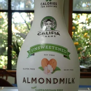 CALIFIA unsweetened VEGAN milk alternative