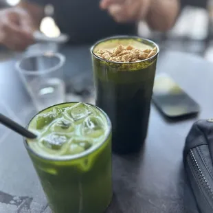 Matcha latte, s&apos;mores cold brew