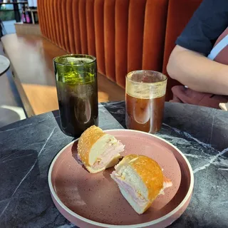 Espresso Tonic