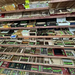 Walk-in- humidor cigar room