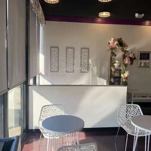 Sample tasting area (behind partition) and bakery seating