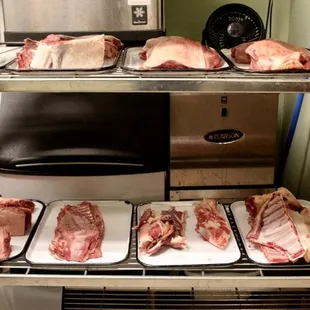 tray o&apos; meat (butchering class)