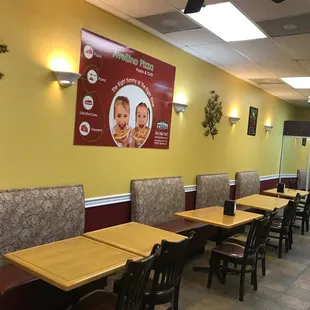 Avellino Pizza Pasta &amp; Grill 2701 Manhattan Boulevard Harvey, LA 70058  (504) 366-7087 http://avellinoss.com/