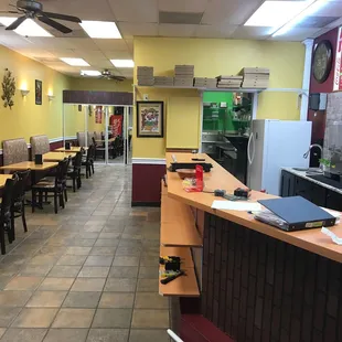Avellino Pizza Pasta &amp; Grill 2701 Manhattan Boulevard Harvey, LA 70058  (504) 366-7087 http://avellinoss.com/