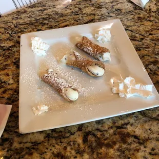 Cannoli