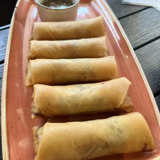 Lumpia Togue (Crispy Vegetable Spring Roll)