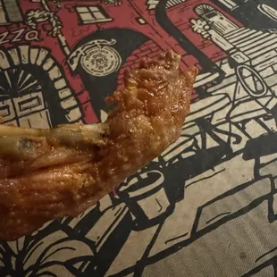 wing size to expect at this fine establishment!