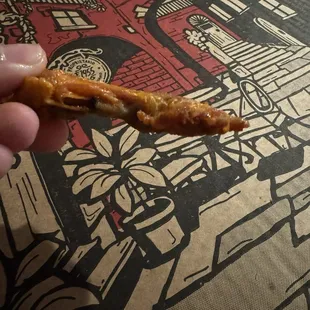 wing size to expect at this fine establishment!