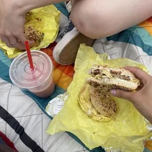 smoothie and everything breakfast bagel