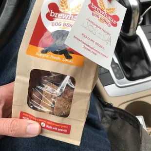 Love that they support local businesses (with a good cause)!