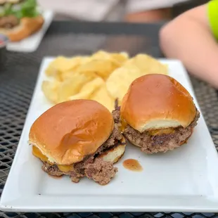 Children&apos;s Menu 2 Sliders with chips
