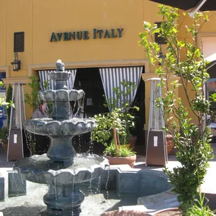 Avenue Italy