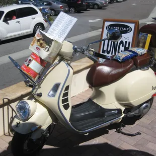 this was getting a lot of attention, on the front patio