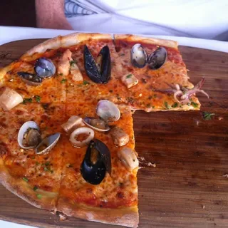 Frutti di Mare Pizza