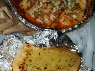 Carlo's Pizza House