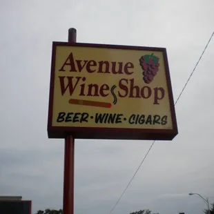 a sign for avenue wine shop