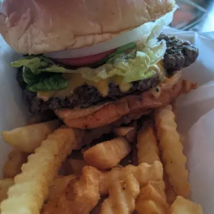 Classic Cheeseburger