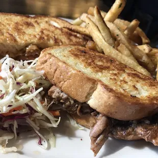 Pulled Pork Sandwich