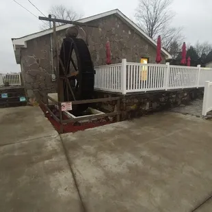 View of the outside of the tasting room