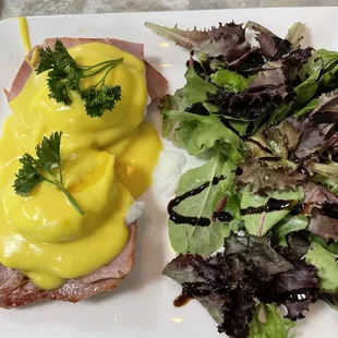 Eggs Benedict