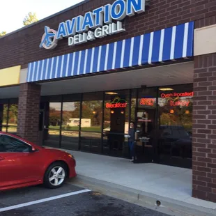 Aviation Deli serves breakfast and lunch. Take out or eat in.