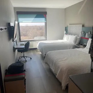 4th Floor Room
