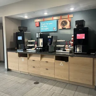 Coffee and hot beverage service