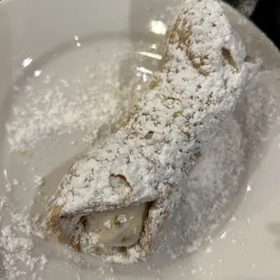 Pistachio Cannoli