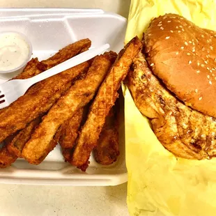 Chili-cheese burger &amp; nearly best zucchini ever. This is why Independent burger places rock.