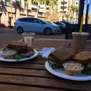 Peanut Butter Banana Smoothie