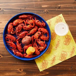 Crawfish, corn &amp; potatoes