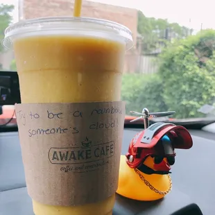 Mango Smoothie with Oat Milk