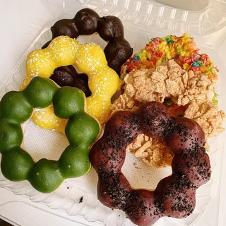 Half Dozen Mochi Donuts