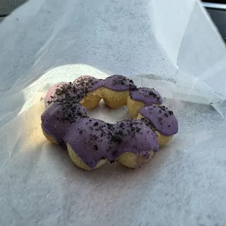 Peaches & Cream Mochi Donut