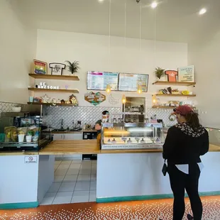 sushi and sashimi, interior