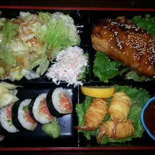 spicy salmon Cut roll