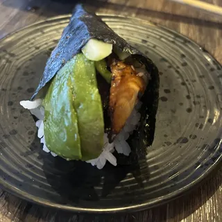 Unagi Avocado cut roll