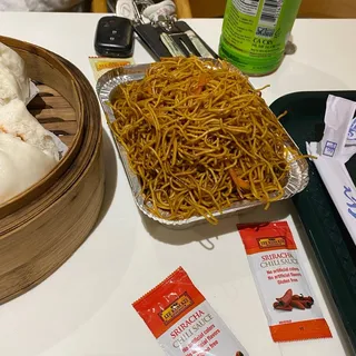 N6. House Fried Egg Noodle