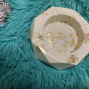 White and gold leaf ashtray