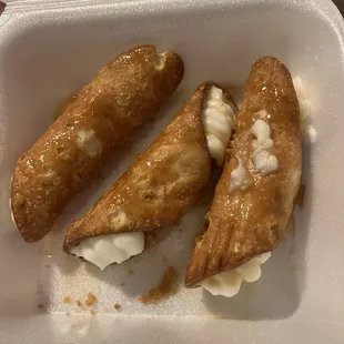 Cannolis