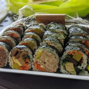 Assorted kimbap --- $9