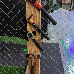 4 axe options per lane