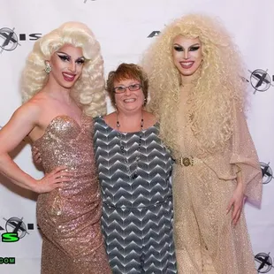 Miz Cracker, me, Aquaria, Rupaul's Drag Race season 10 winner.