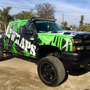 Complete truck wrap