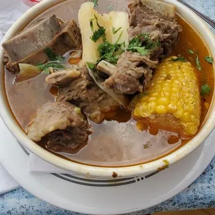 Sopa de res.